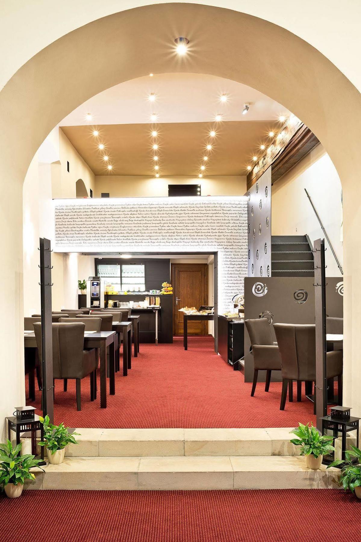 Hotel U Hada Zatec Kültér fotó